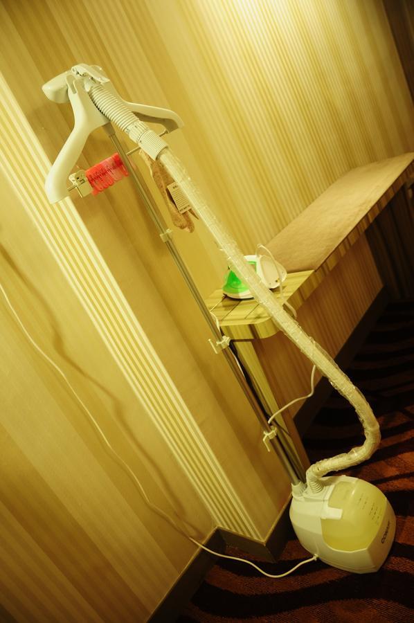 Hotel Zamburger Victory City Johor Bahru Ngoại thất bức ảnh