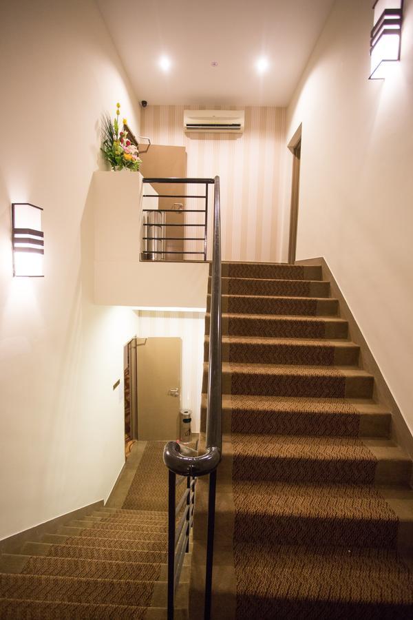 Hotel Zamburger Victory City Johor Bahru Ngoại thất bức ảnh