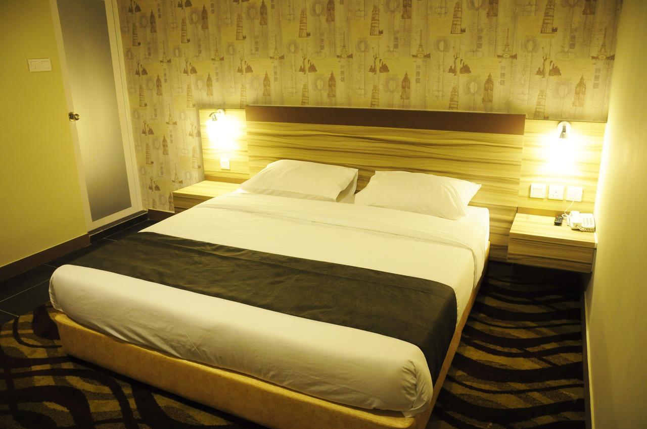 Hotel Zamburger Victory City Johor Bahru Phòng bức ảnh