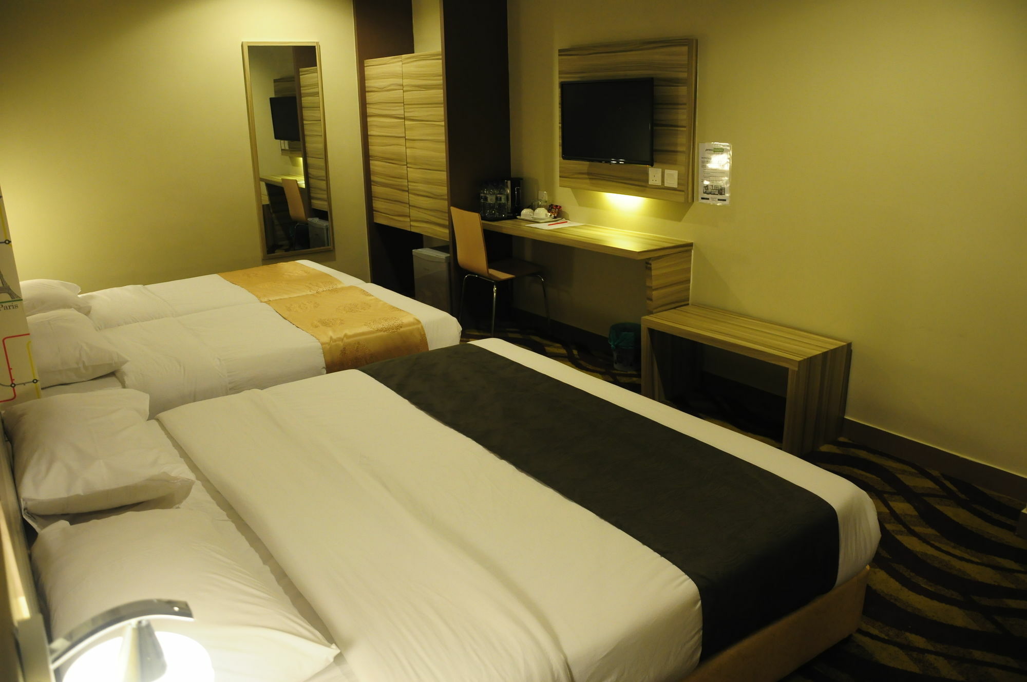 Hotel Zamburger Victory City Johor Bahru Ngoại thất bức ảnh